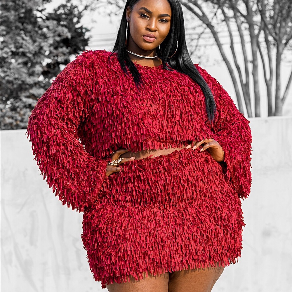 2pc Fabulous Fringe Set. Color Burgundy 3X